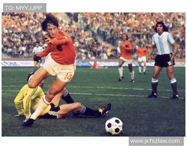 足球战术揭秘：瓜迪奥拉的控球哲学